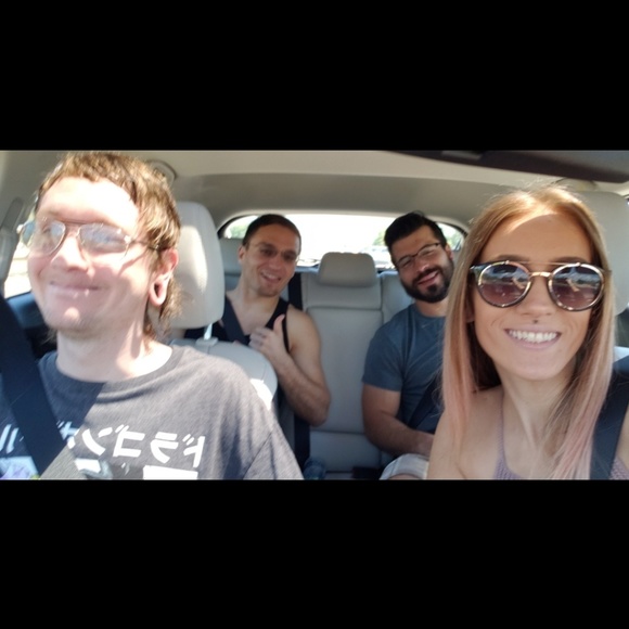 Meet your Posher, Ashlyn - Picture 2 of 3